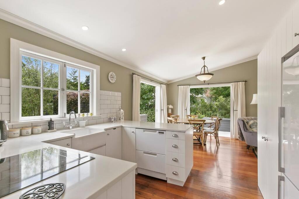 Historic Charm In Greytown - Cosy Kowhai Cottage 外观 照片