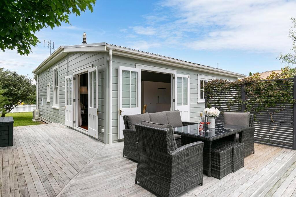 Historic Charm In Greytown - Cosy Kowhai Cottage 外观 照片